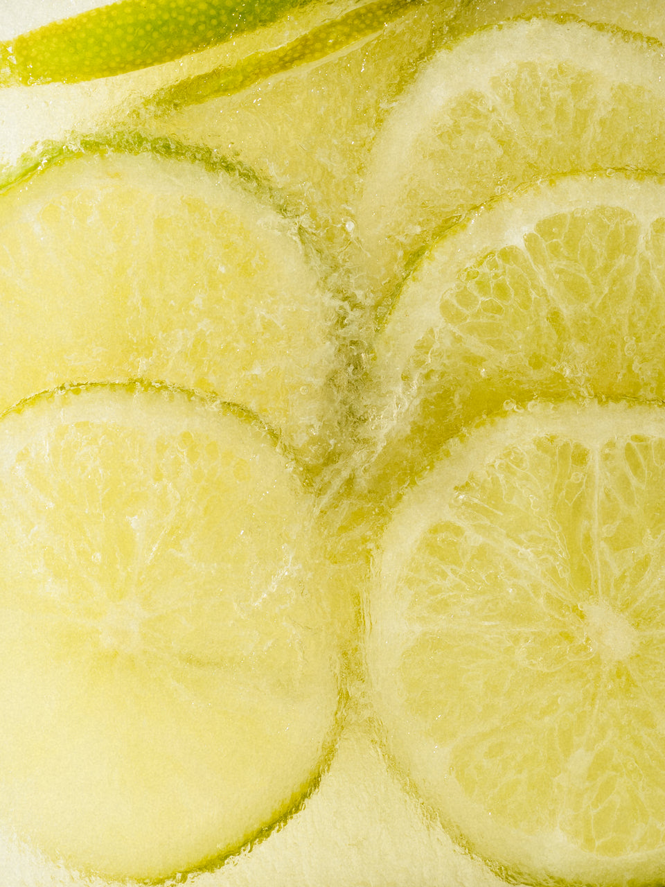 khadi SummerSorbet PranaLime – frische Sommerpflege mit Limette, Zitrone und Minze.