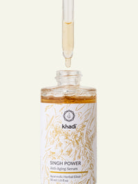 khadi Singh Power Serum – Detailaufnahme der Textur