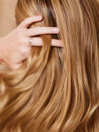khadi Mittelblond Pflanzenhaarfarbe nach der Anwendung
