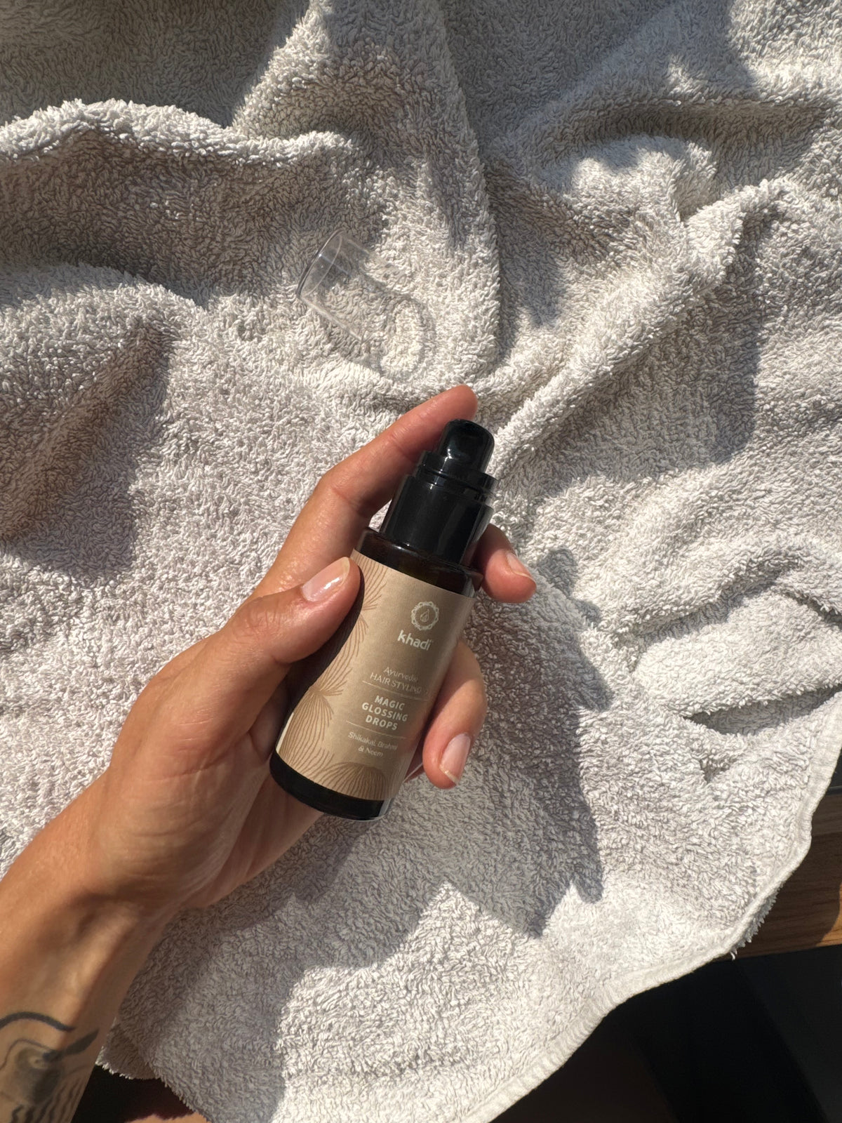 Shikakai Magic Glossing Drops